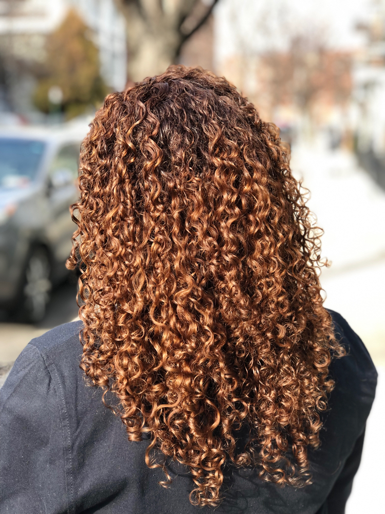 Permanent color / Root Touch-Up