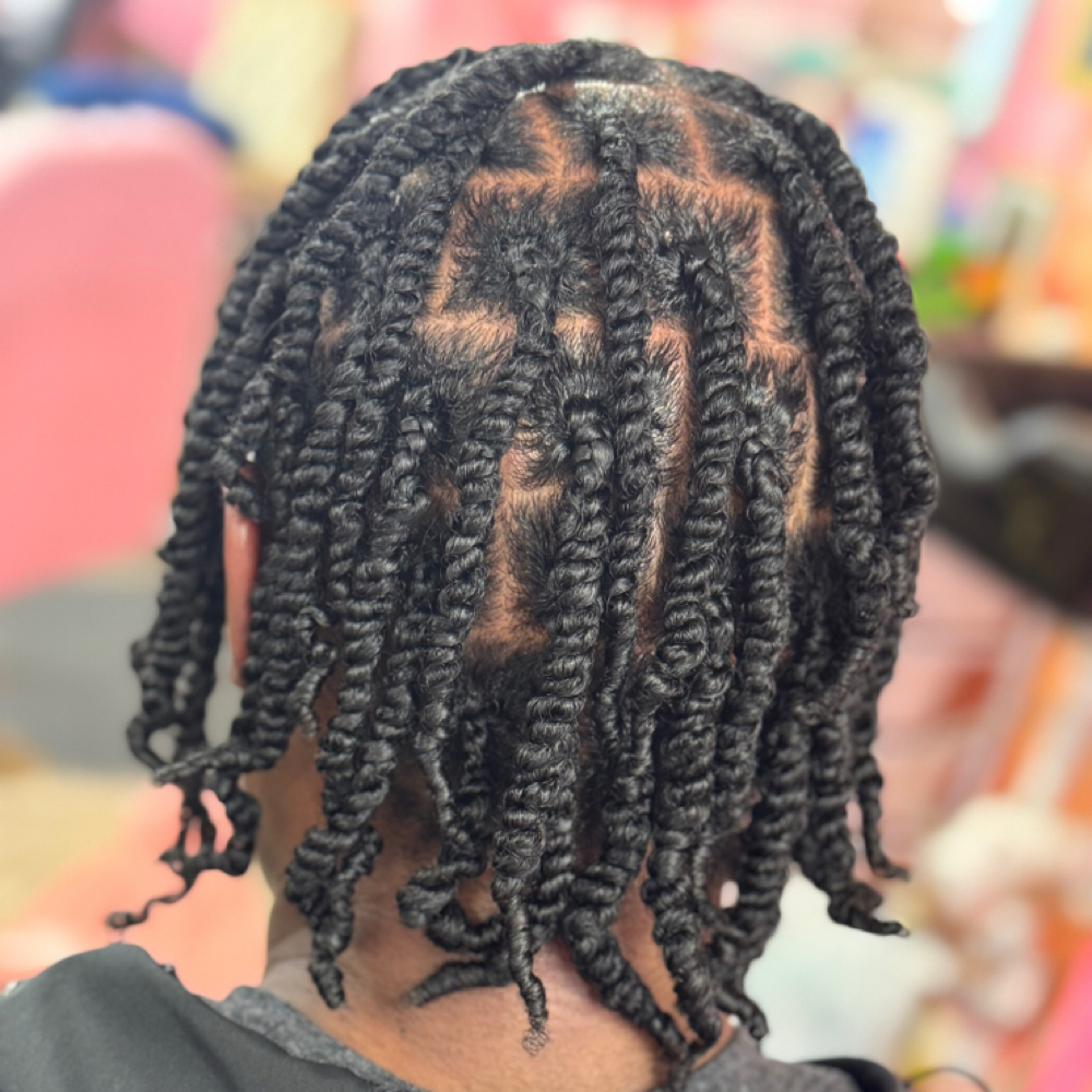 Adult Large Two Strands at Dee Did’em in Kinston, NC