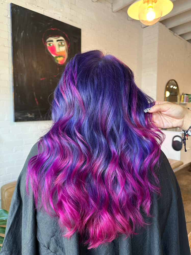 Vivid at emilia highlights in Dallas, TX