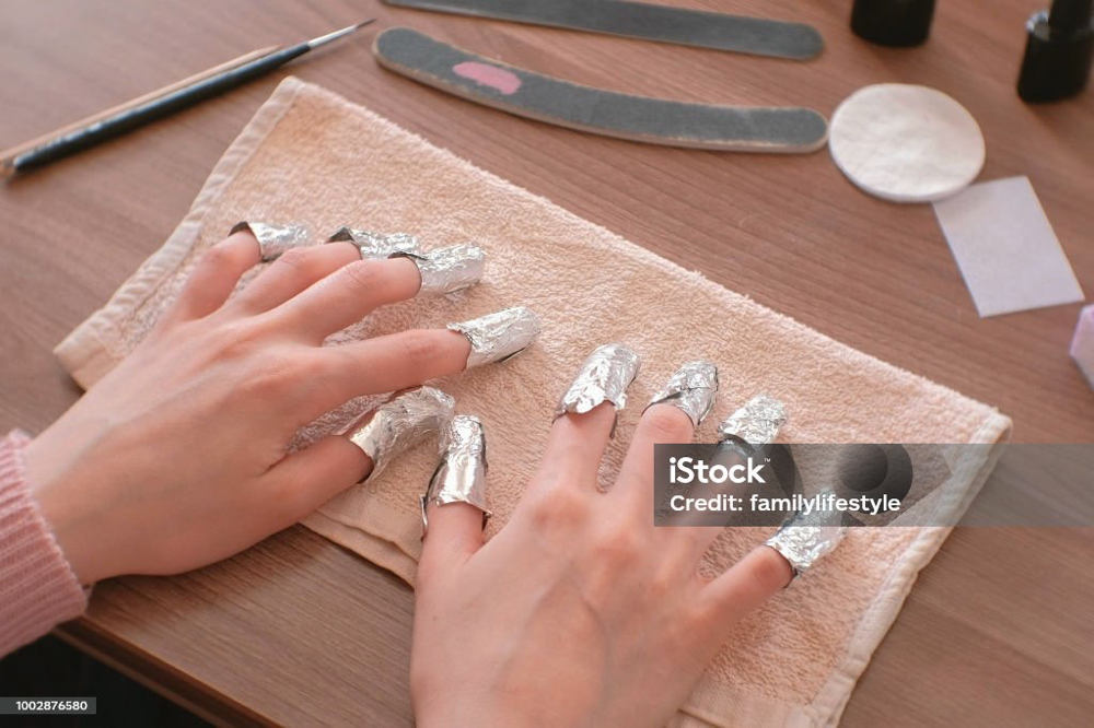 Acrylic/Dip/Builder Gel Removal