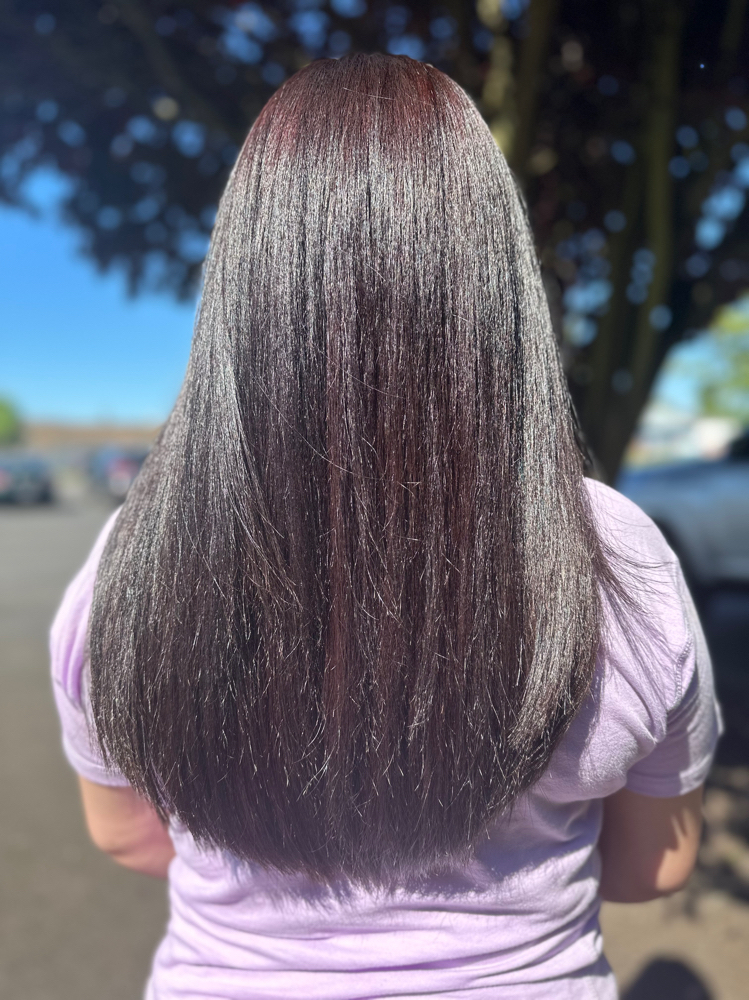 Haircut at Bombshell Beauty Bar @Evince salon in Vancouver, WA