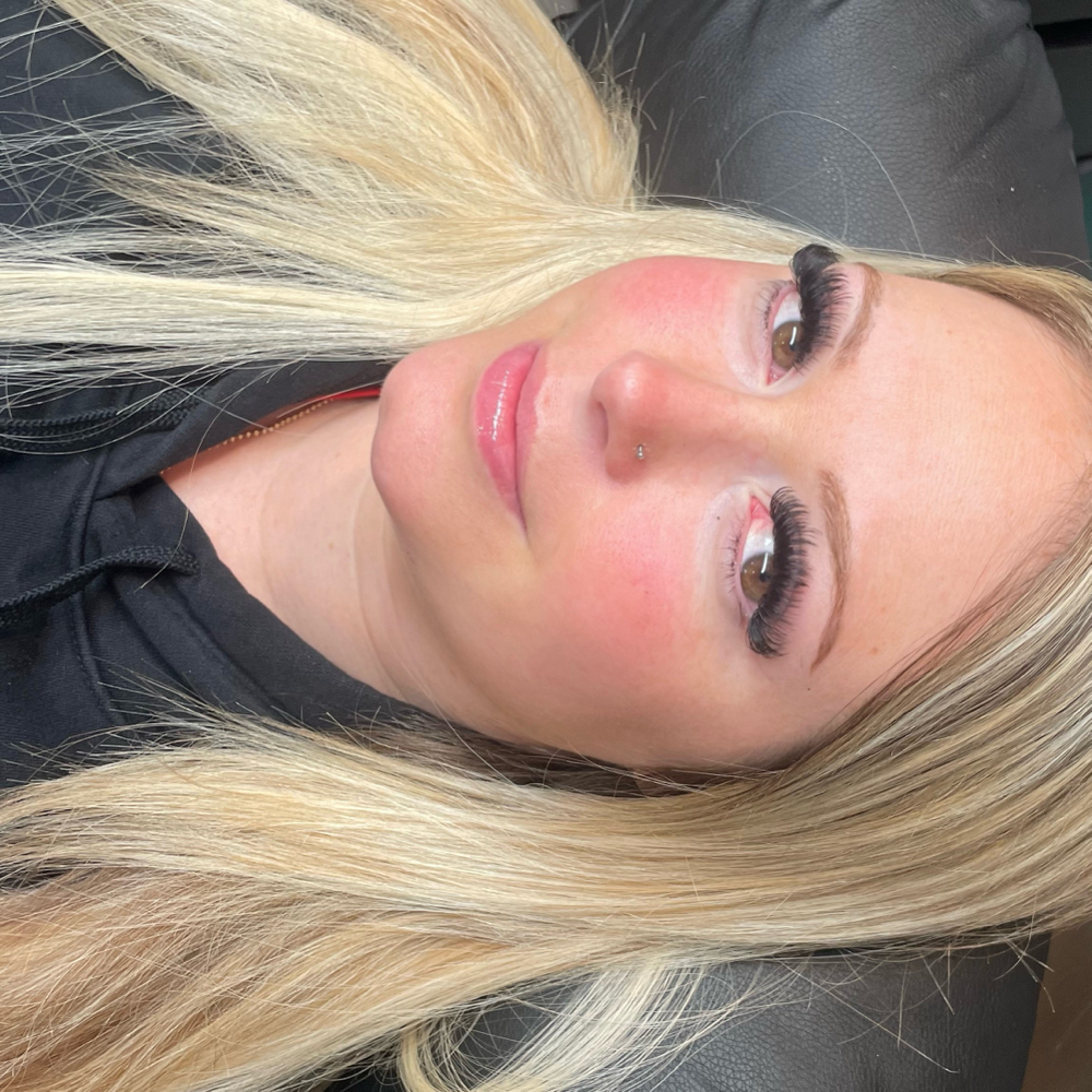 Volume Lash Full Set