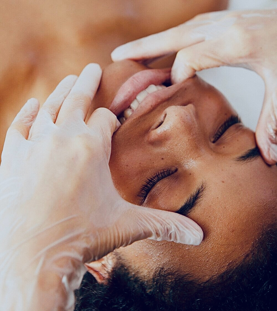SCULPTING BUCCAL FACIAL