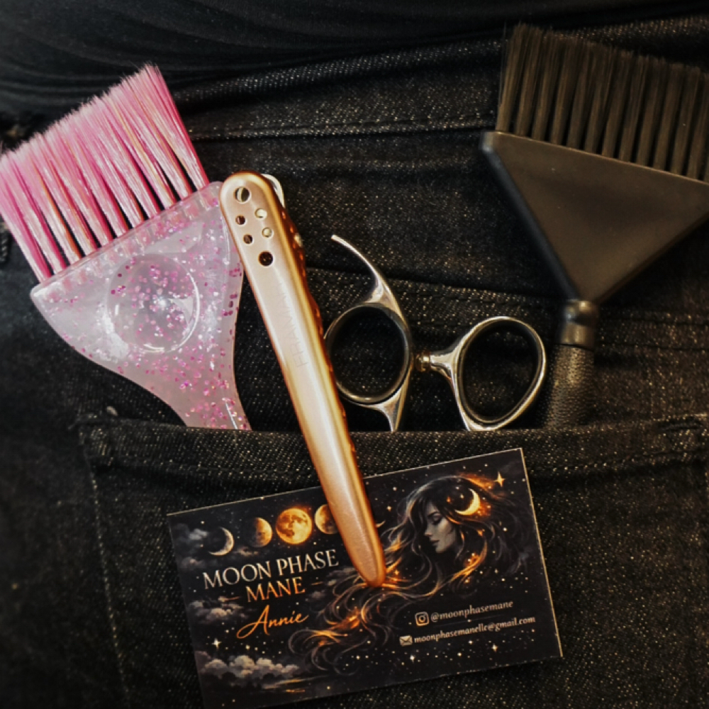 Root Retouch at Moon Phase Mane in Fishers, IN