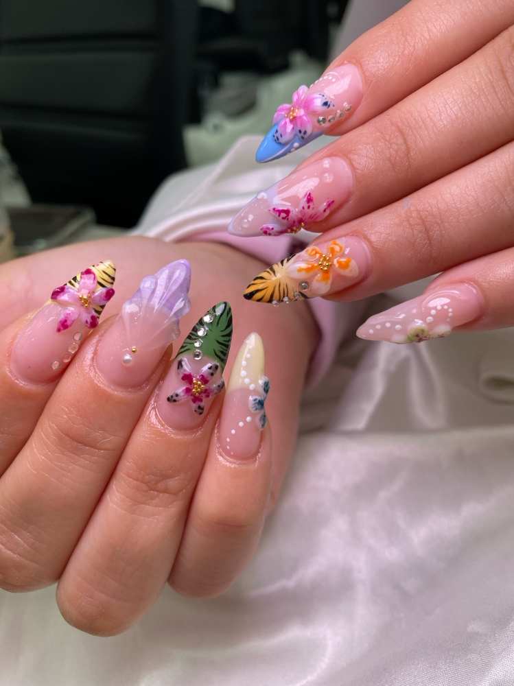 Complex design/Inspo pic at Laikyn Nails KC in Overland Park, KS