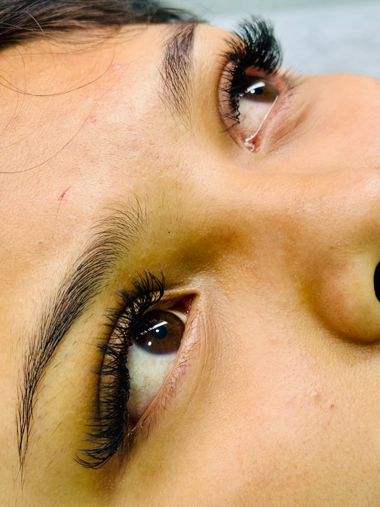 Hybrid Lash Extensions