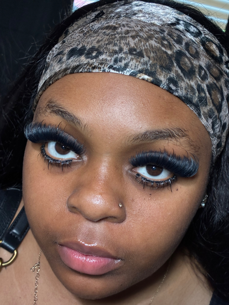 Smokey at TheBeautyTrAp☆ in Milwaukee, WI