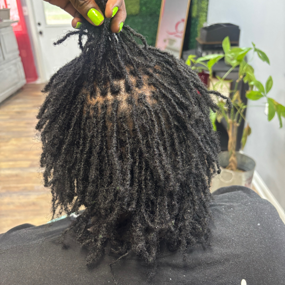 Sister Locs Maintenance at Beauty By Q🌿 in Kent, OH