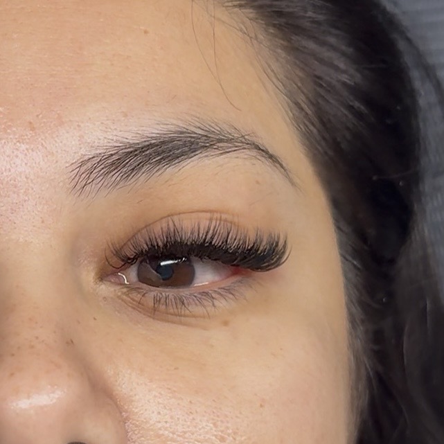 Soft Volume | hybrid Set at Lash Couture By Cyn in DeKalb, IL