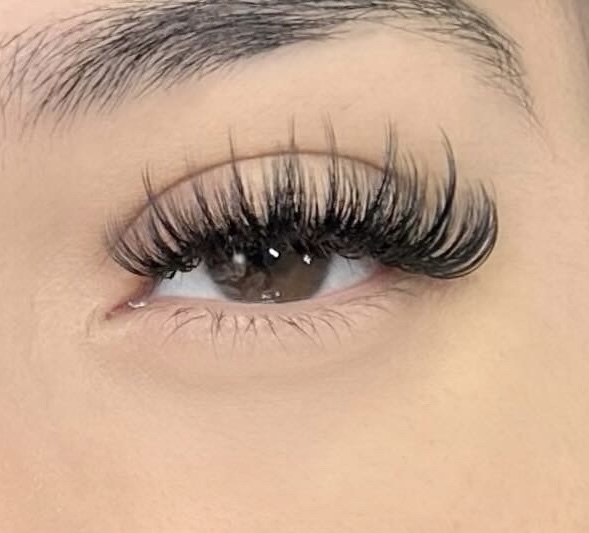 Wispy Lashes