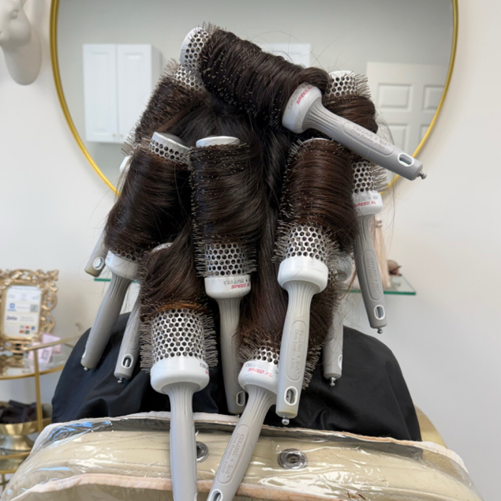 Blowout & Style at The Beauty Vault in Naples, FL