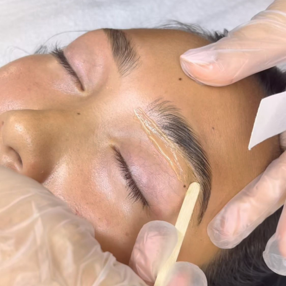 Eyebrow Desing & Waxing at LashedbyAuroraaa in Ark City, KS