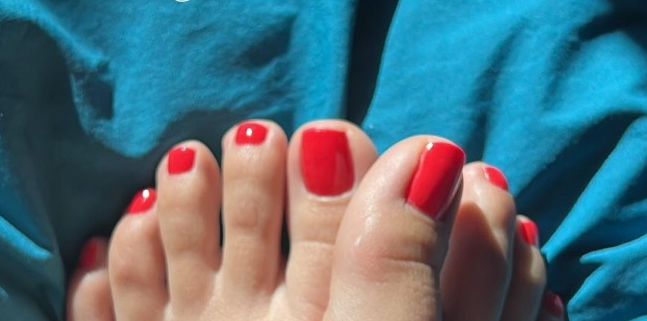 Russian Pedicure w/ Regular Polish