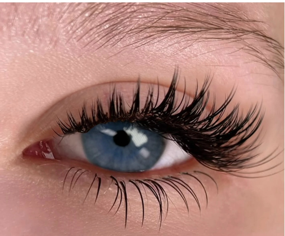 Bottom Lashes at Beyoutiful Lash Salon in Kennesaw, GA