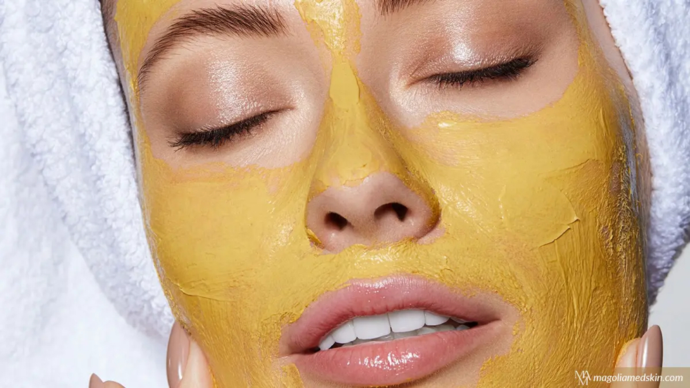 Pumpkin Facial+Dermaplane+Brow Wax