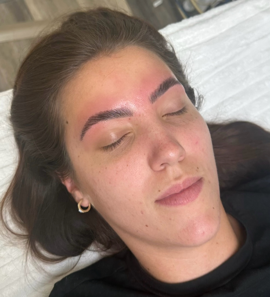 Hollywood Brows