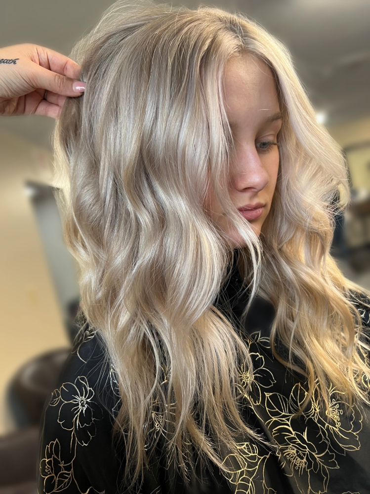 Toner Re-fresh + Style.