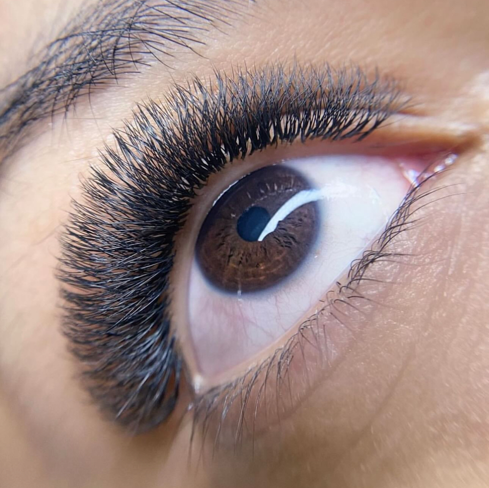 Lash Extensions Volume at We Love Fantasy in Palm Beach Gardens, FL