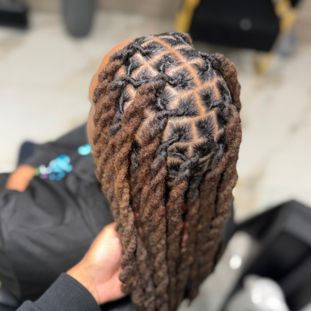 *Limited Time* Retwist & Style at Hands Of Beauty By Kevionna in Racine, WI