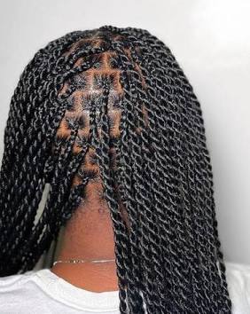 Small/ Medium Knotless Twist