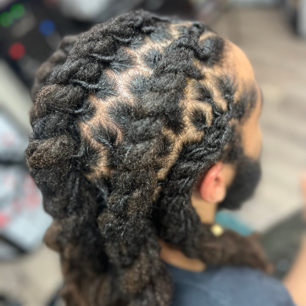 Loc Retwist at Cut Up & D.Y. E. Salon and Spa in New Orleans, LA