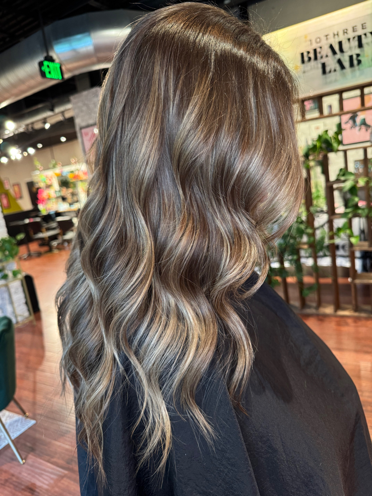 Shampoo & Blowdry