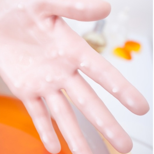 Hand Paraffin Treatment