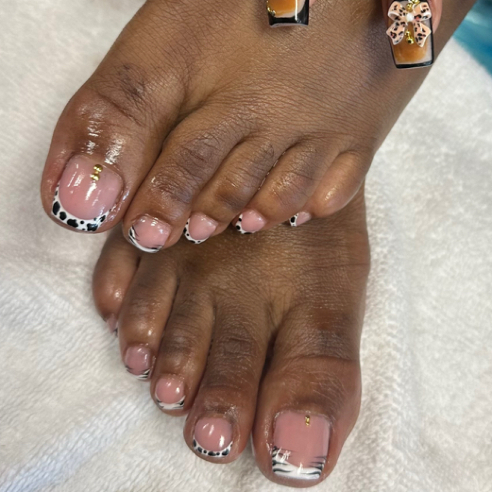 Acrylic Fill In On Toes at Grippa Slayer in Charleston, SC