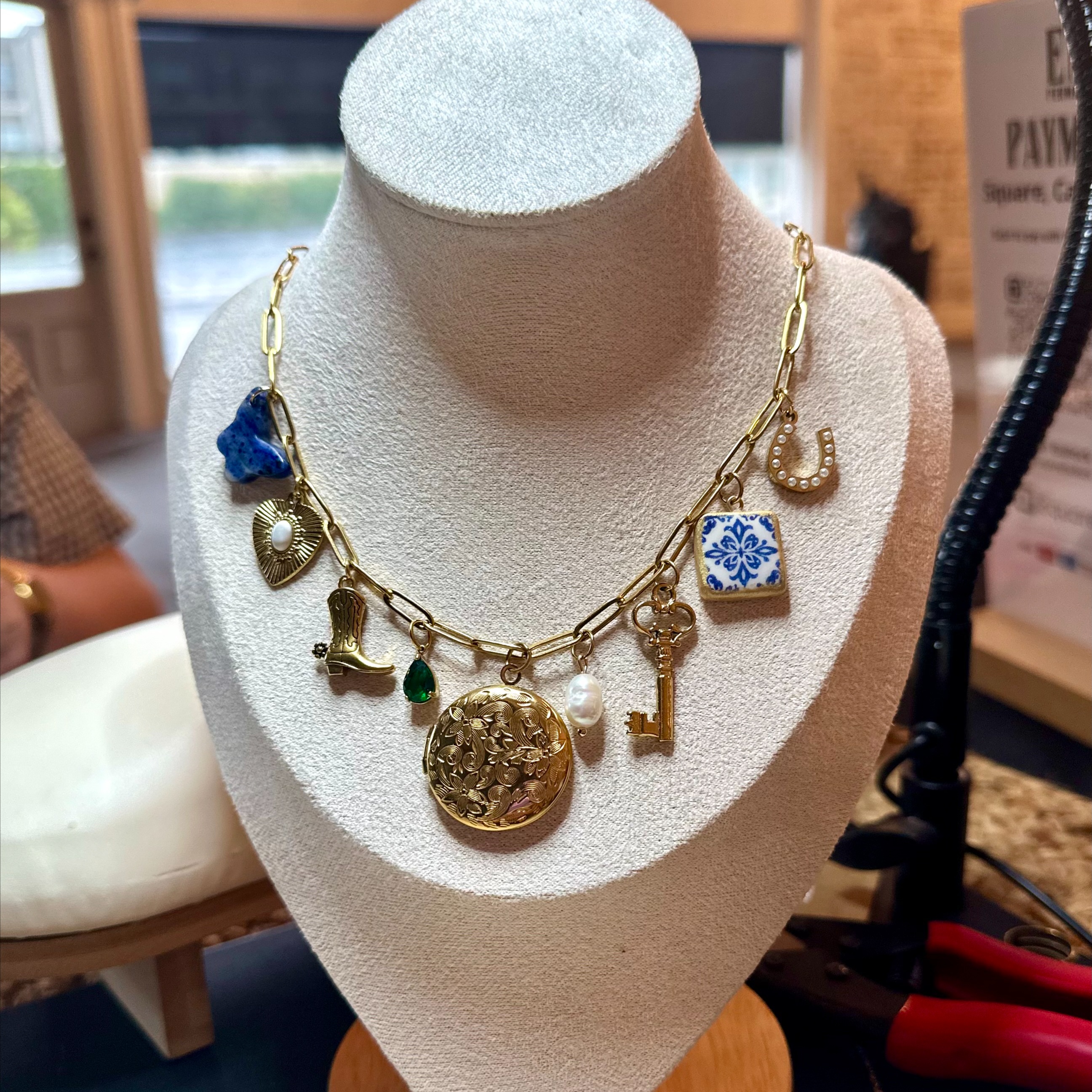 Charm Bar Appointment $35+