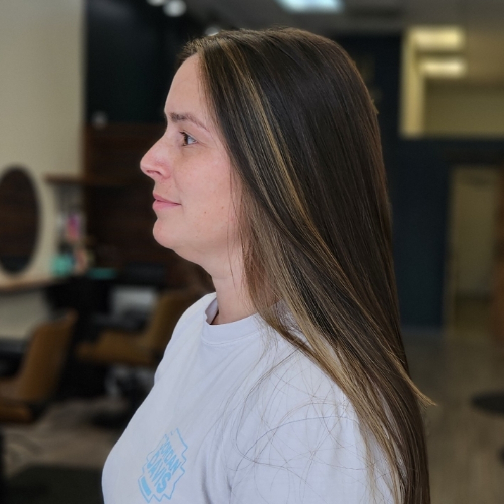 Accent Foil W/Cut at Mary Doyle Black Sheep Hair Studio in Clermont, FL
