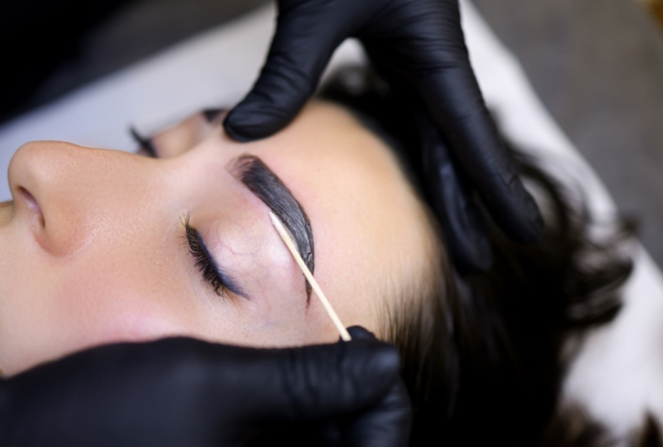 Brow Wax And Tint