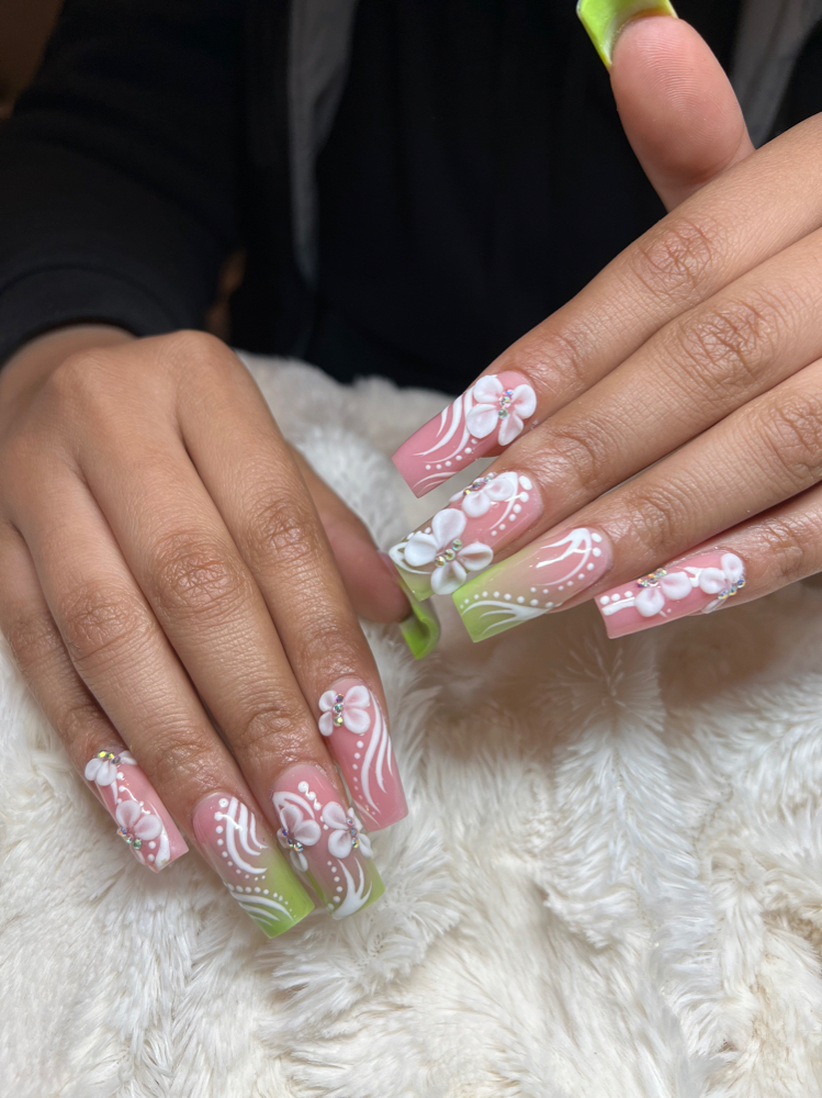 Fill With Nail Art
