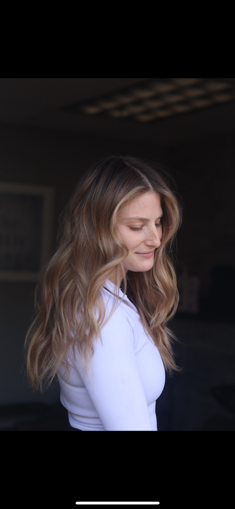 Gloss & Blowdry
