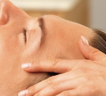 Diamond Glow Facial