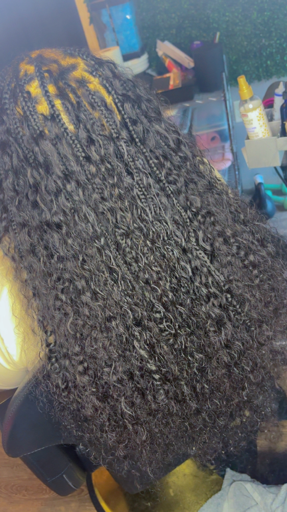 Bora Bora Knotless at Unique’ Creationz by Jhene’ in Jacksonville, AR