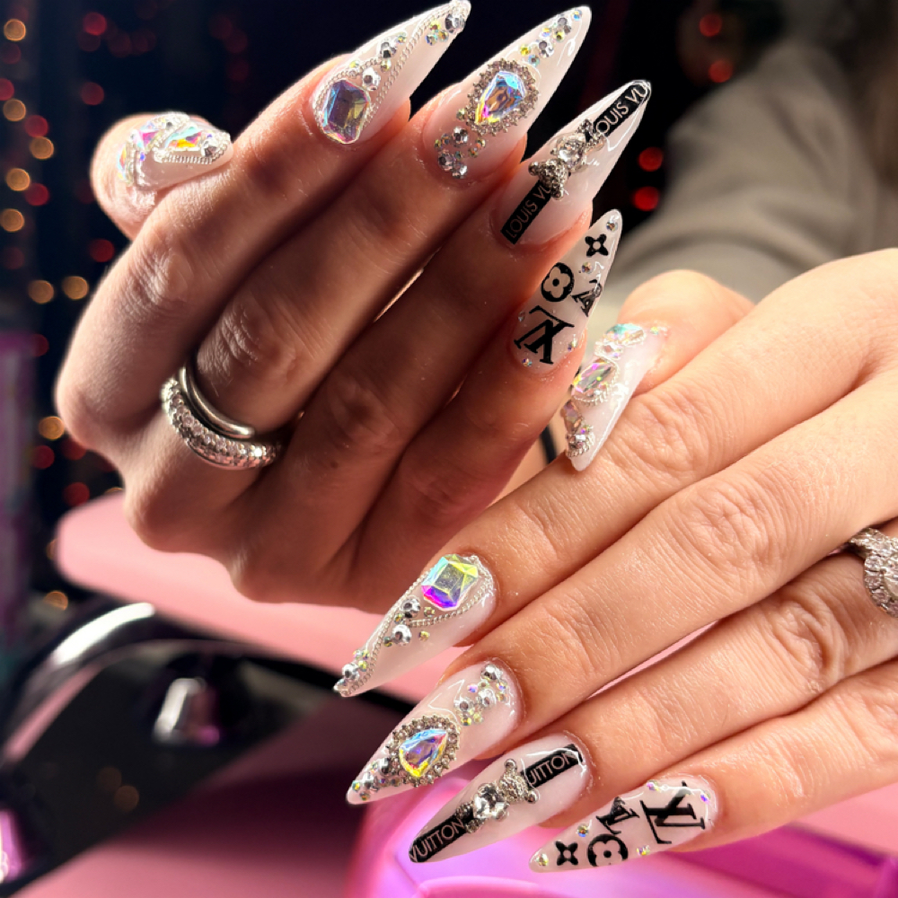 NailTech Freestyle ‼️😎💅 LONG NAIL at Carma Beauty Studio in Coraopolis, PA