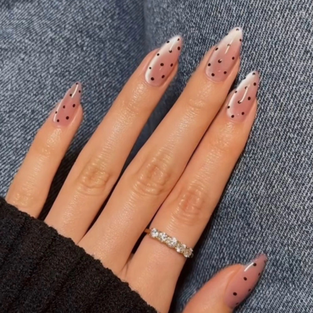Simple Nail Art at Pink and Polish in Charlotte, NC