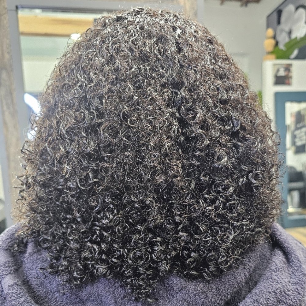 Express Haircut at Melanie Charlton Hair in Los Angeles, CA