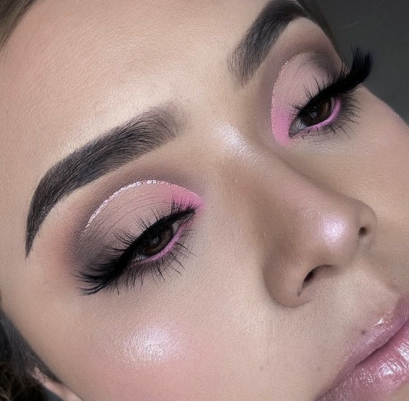 Full Coverage + SÄąmple Shadow at The Heavenly Glow Beauty Studio LLC in Cleveland, OH