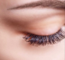 Eyelash Extension Removal & Wash