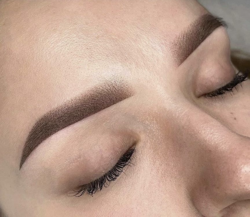 Powder Brow *Model*