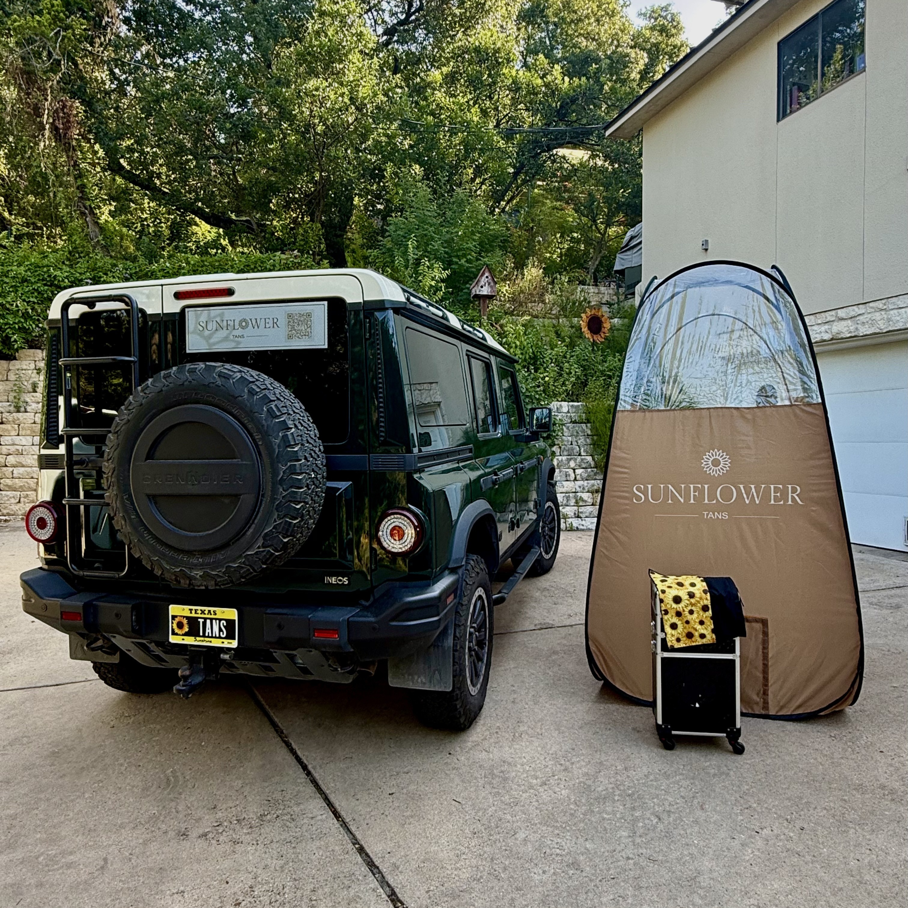 Sunflower On-Site Concierge at Sunflower Tans in West Lake Hills, TX
