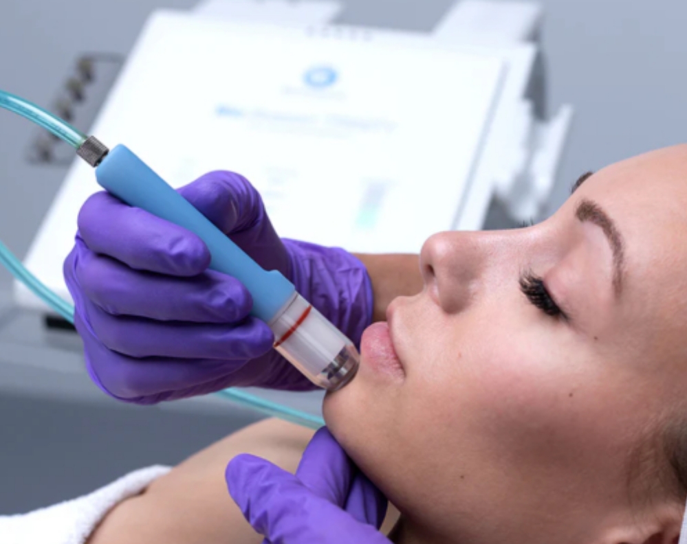 Signature Glass Hydro Facial