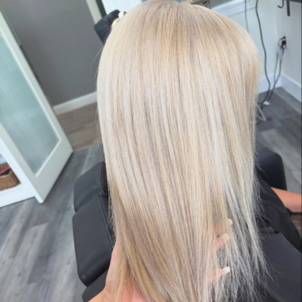 Platinum Card at Nicole Mott Hair in Keller, TX