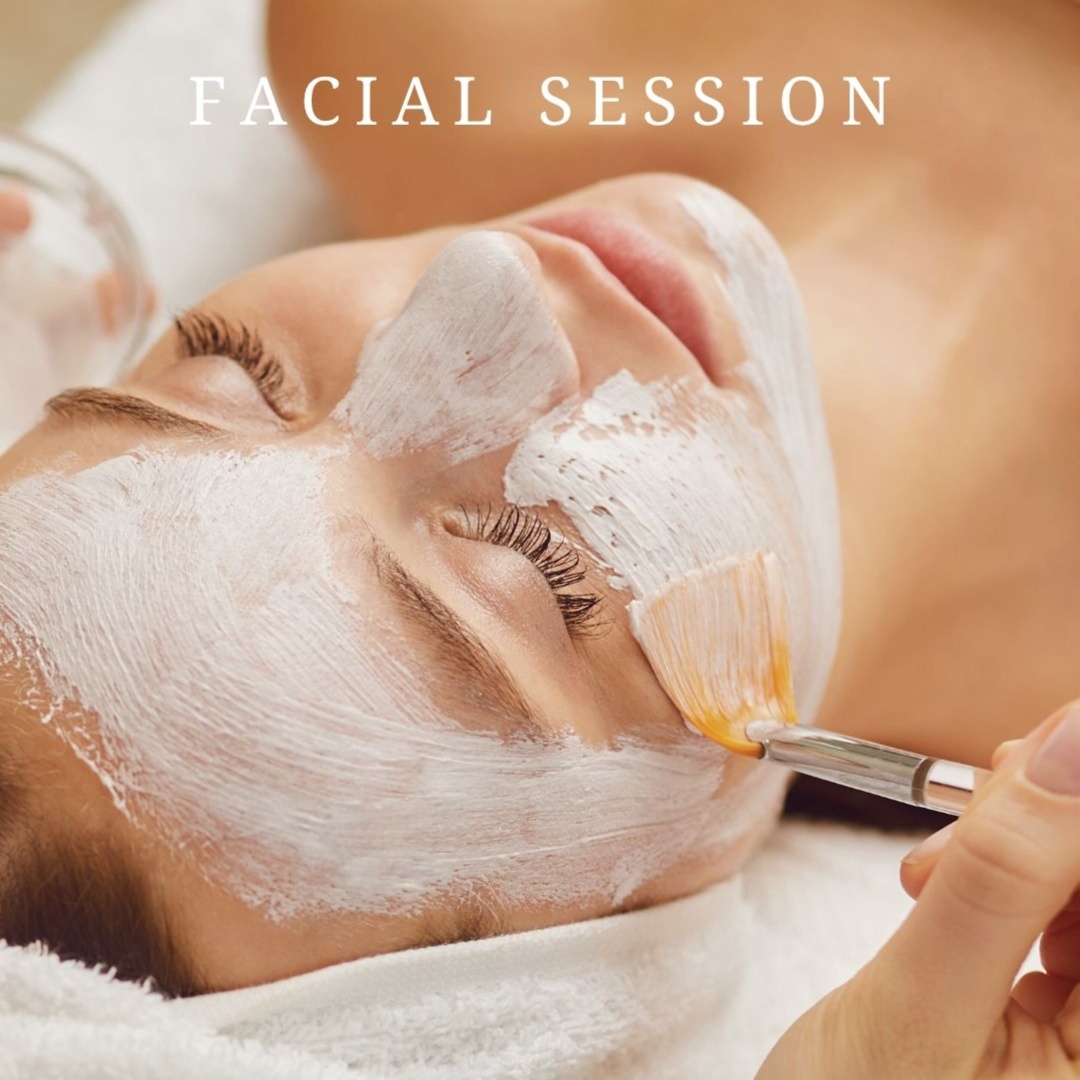 (Apprentice) Murad Custom Facial at Lalona in Marquette, MI