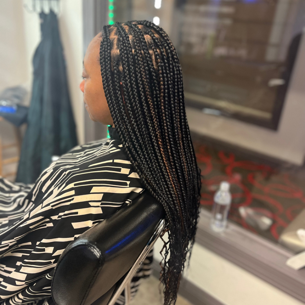 Knotless Box Braids at Some Like It Loc’d in Chandler, AZ