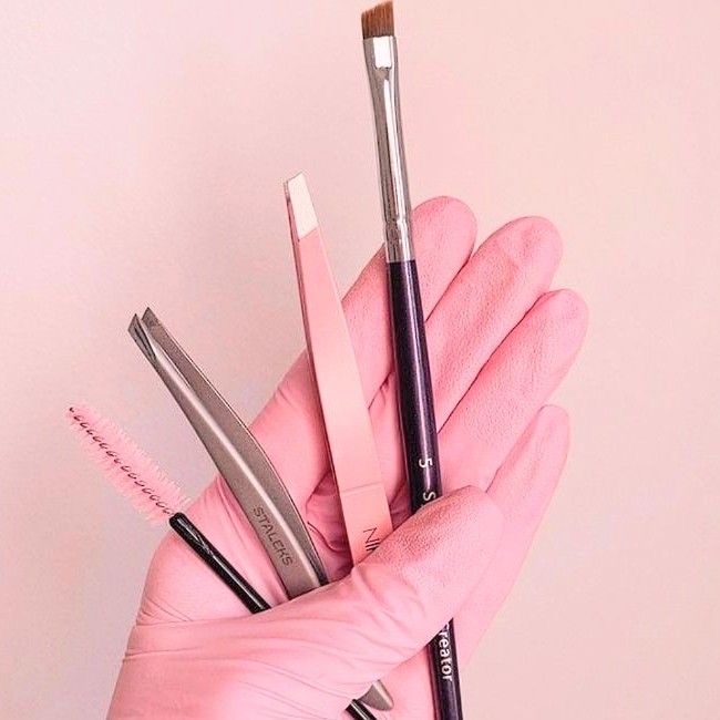 Brow Wax+ Hybrid Tint