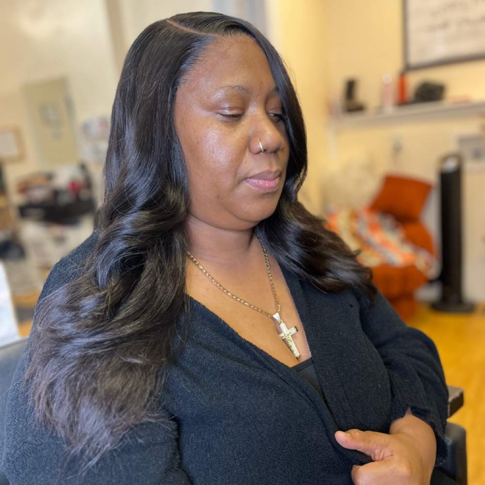 Closure Quick Weave at Theresa powell in Dayton, OH