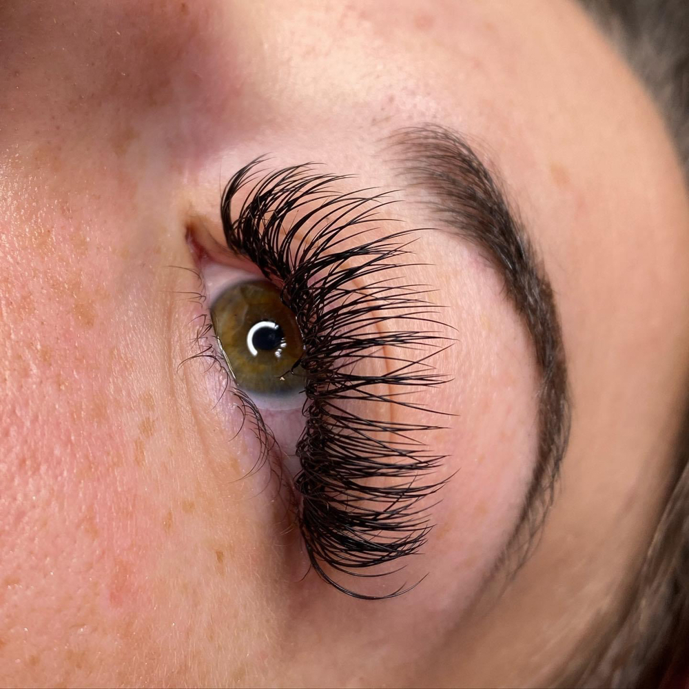 Classic/Hybrid Full Set at Christina’s Cosmetics in Jerome, ID