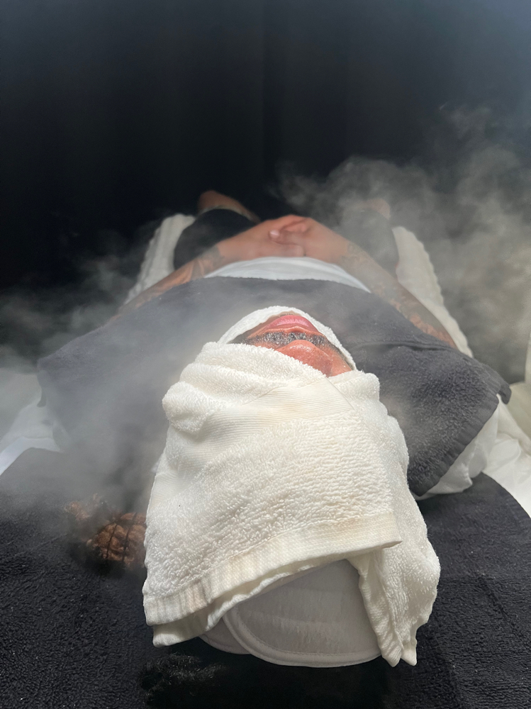 Gentlemen’s Facial